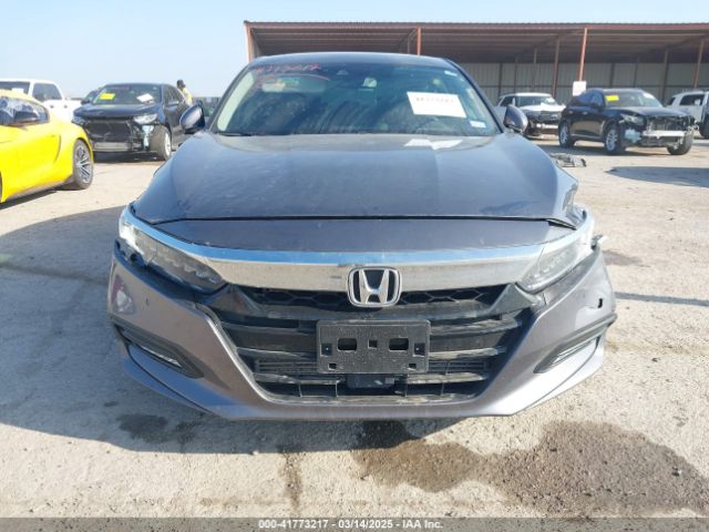 1HGCV2F95JA045495 Honda Accord Touring 2.0t