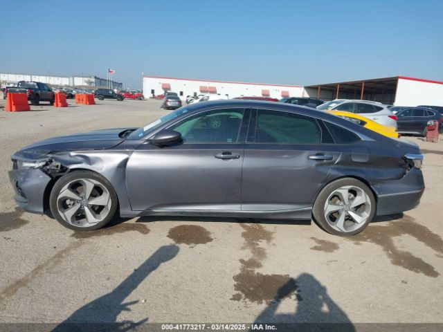 1HGCV2F95JA045495 Honda Accord Touring 2.0t