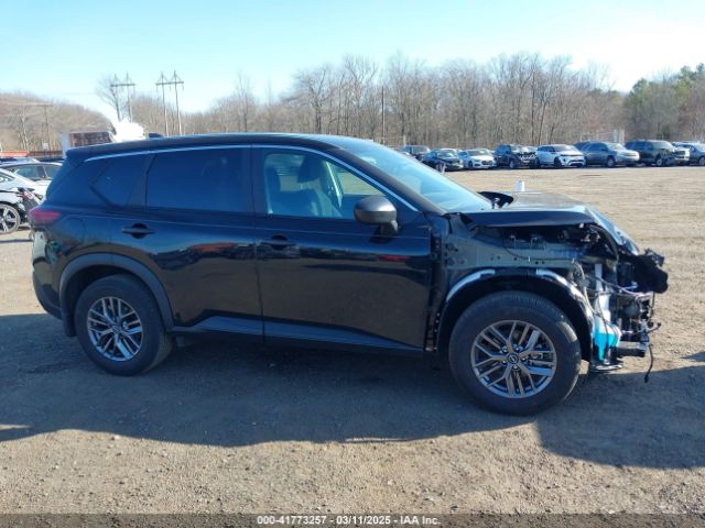 5N1BT3AB6PC882474 Nissan Rogue S Intelligent Awd