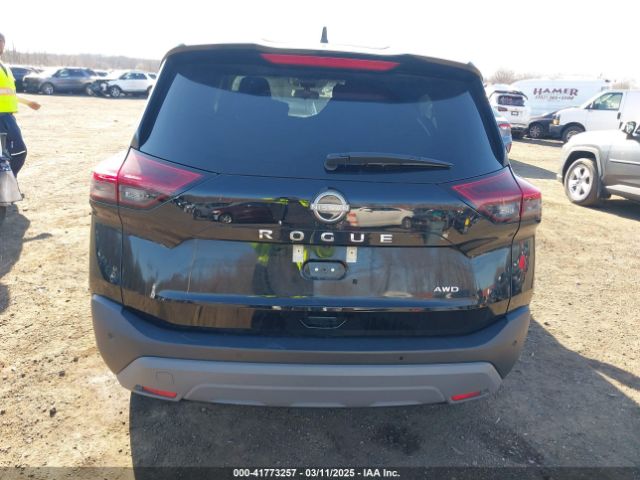 5N1BT3AB6PC882474 Nissan Rogue S Intelligent Awd