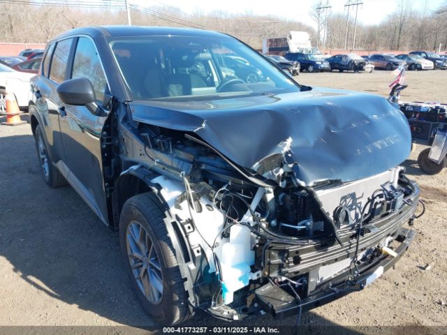 5N1BT3AB6PC882474 Nissan Rogue S Intelligent Awd
