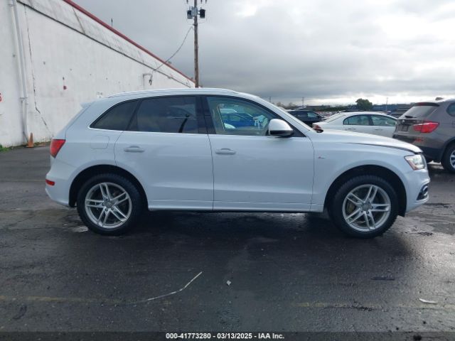 WA1DGAFPXFA043040 Audi Q5 3.0t Premium Plus