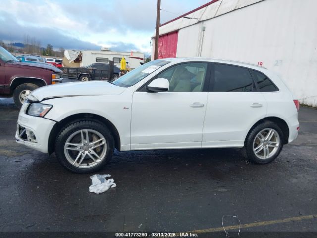 WA1DGAFPXFA043040 Audi Q5 3.0t Premium Plus