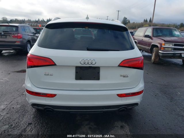 WA1DGAFPXFA043040 Audi Q5 3.0t Premium Plus