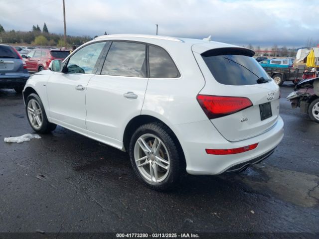 WA1DGAFPXFA043040 Audi Q5 3.0t Premium Plus