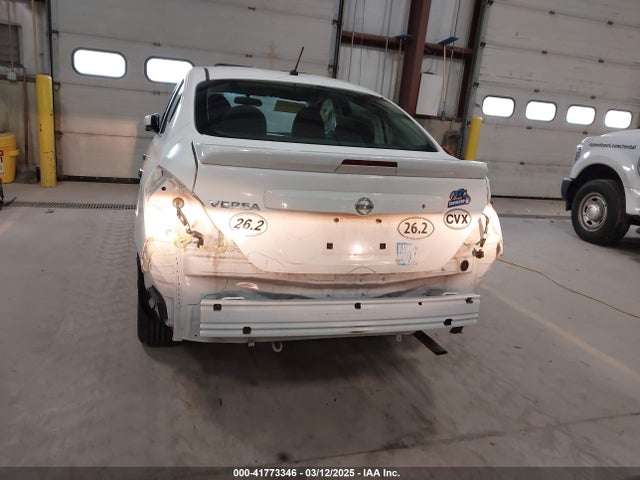 3N1CN7AP0JL842783 Nissan Versa 1.6 S+