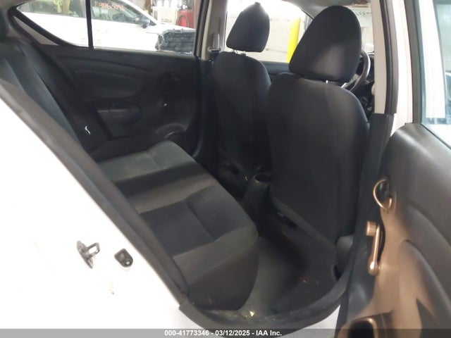 3N1CN7AP0JL842783 Nissan Versa 1.6 S+