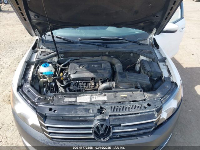 1VWAT7A39FC082523 Volkswagen Passat 1.8t Wolfsburg Edition