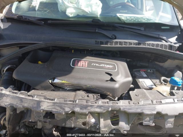 ZFBCFADH9EZ021078 Fiat 500L TREKKING