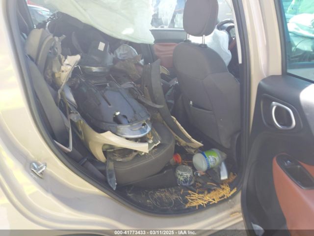ZFBCFADH9EZ021078 Fiat 500L TREKKING