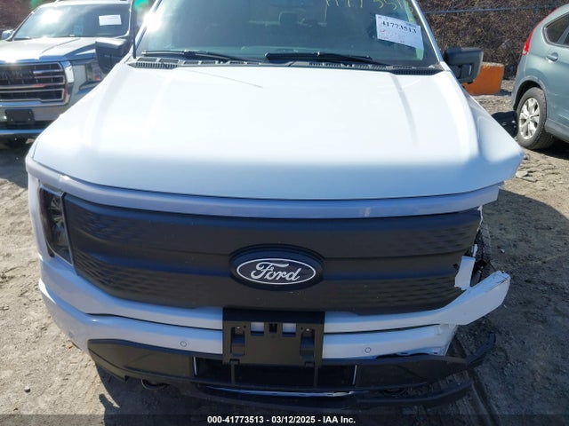 1FT6W3L75RWG25846 Ford F-150 Lightning Flash