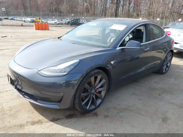 5YJ3E1EB5JF063077 Tesla Model 3 Long Range/performance