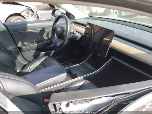 5YJ3E1EB5JF063077 Tesla Model 3 Long Range/performance