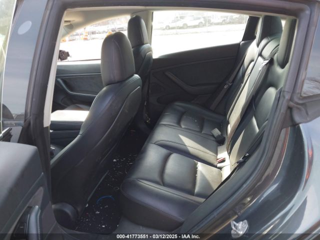 5YJ3E1EB5JF063077 Tesla Model 3 Long Range/performance