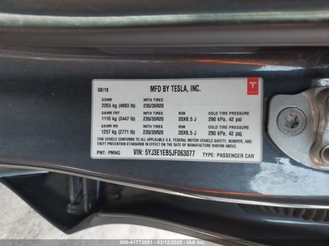5YJ3E1EB5JF063077 Tesla Model 3 Long Range/performance