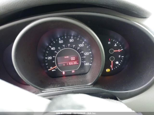 KNDJN2A27F7228823 KIA Soul