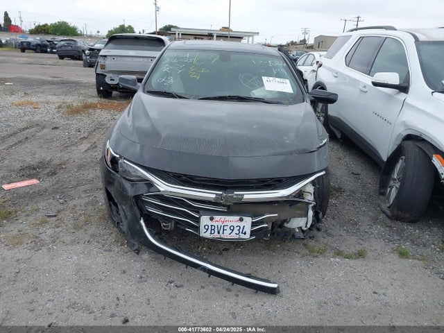 1G1ZD5ST9LF118266 Chevrolet Malibu Fwd Lt