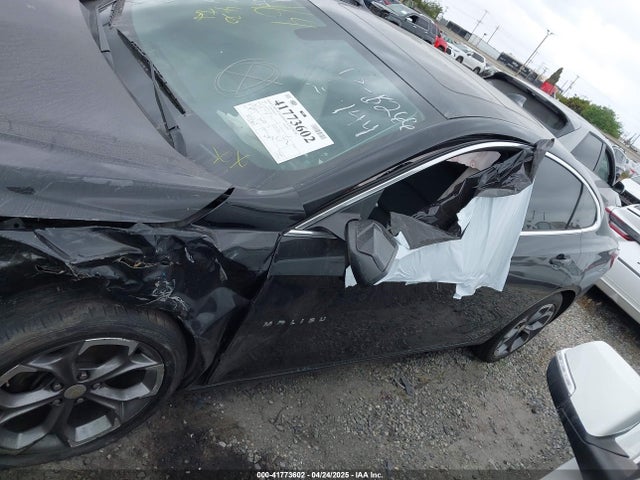 1G1ZD5ST9LF118266 Chevrolet Malibu Fwd Lt