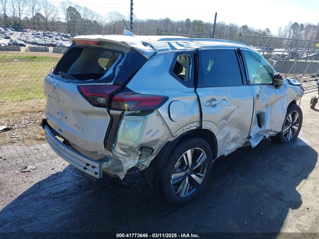 5N1AT3CB2MC793487 Nissan Rogue Sl Intelligent Awd