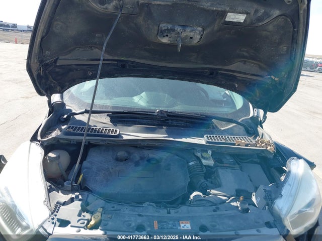 1FMCU9G91HUC98262 Ford 2017