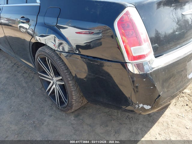 2C3CCAAG3EH285743 Chrysler 300