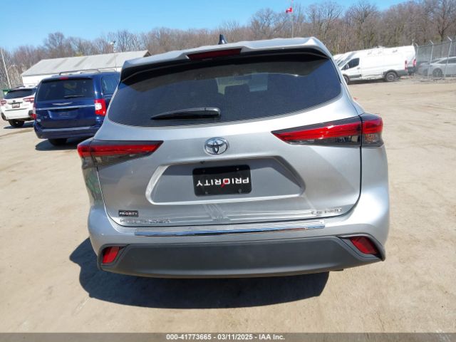 5TDKDRBH3PS031092 Toyota Highlander Le
