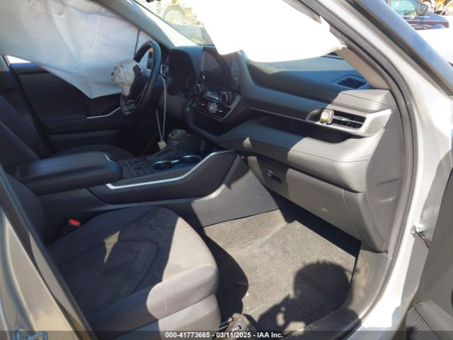 5TDKDRBH3PS031092 Toyota Highlander Le
