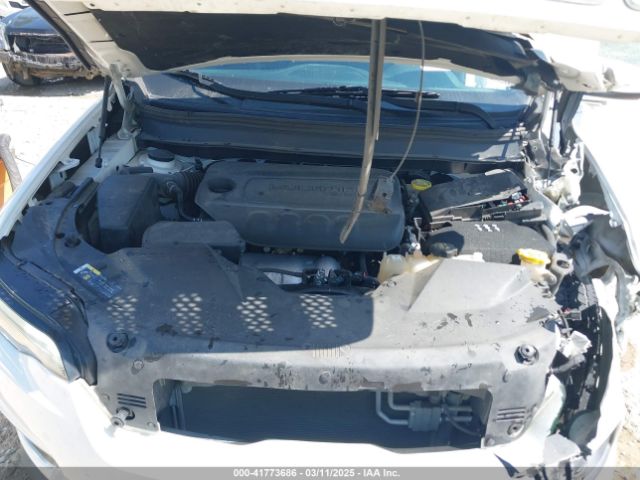 1C4PJLCB6KD285194 Jeep Cherokee Latitude Fwd