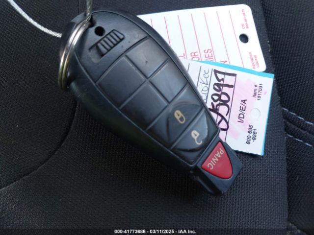 1C4PJLCB6KD285194 Jeep Cherokee Latitude Fwd