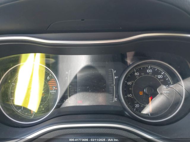 1C4PJLCB6KD285194 Jeep Cherokee Latitude Fwd