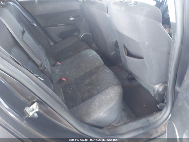 1G1PC5SB8F7263525 Chevrolet Cruze 1lt Auto