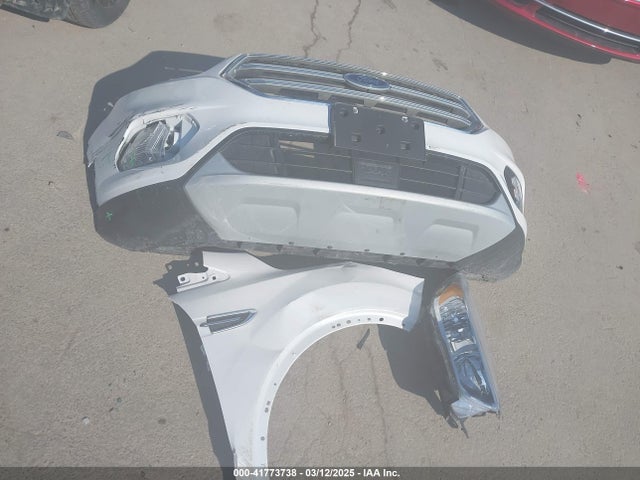 1FMCU0GD6KUB98553 Ford ESCAPE SE