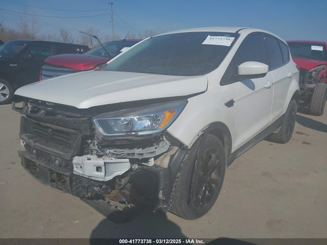 1FMCU0GD6KUB98553 Ford ESCAPE SE