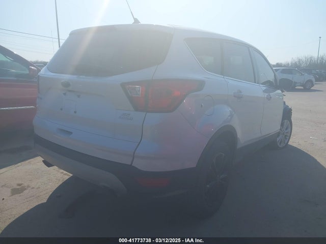 1FMCU0GD6KUB98553 Ford ESCAPE SE