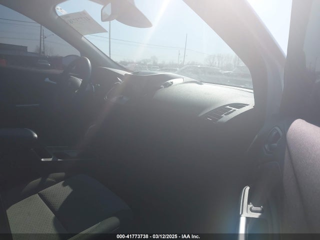 1FMCU0GD6KUB98553 Ford ESCAPE SE