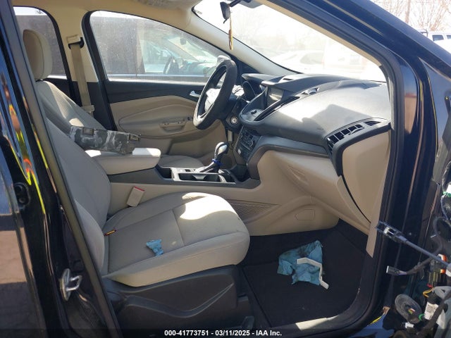 1FMCU0GD3JUB31620 Ford ESCAPE SE