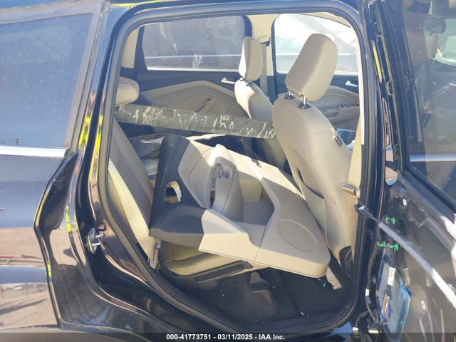 1FMCU0GD3JUB31620 Ford ESCAPE SE