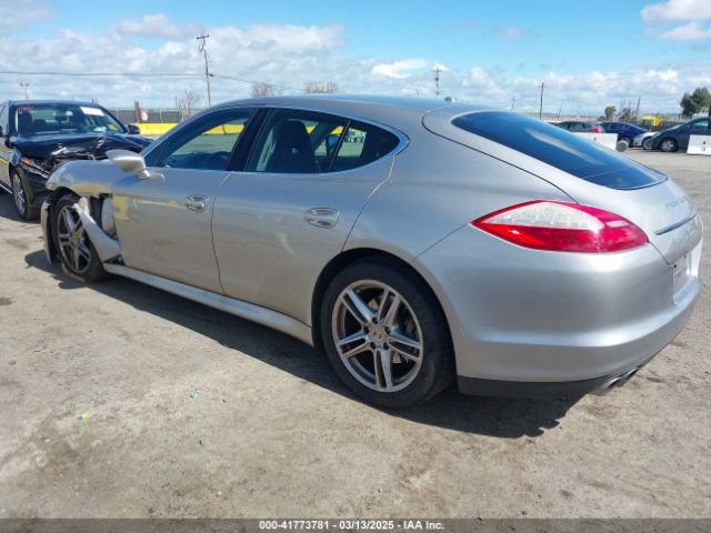 2010 PORSCHE PANAMERA WP0AB2A78AL061019 Photo 2