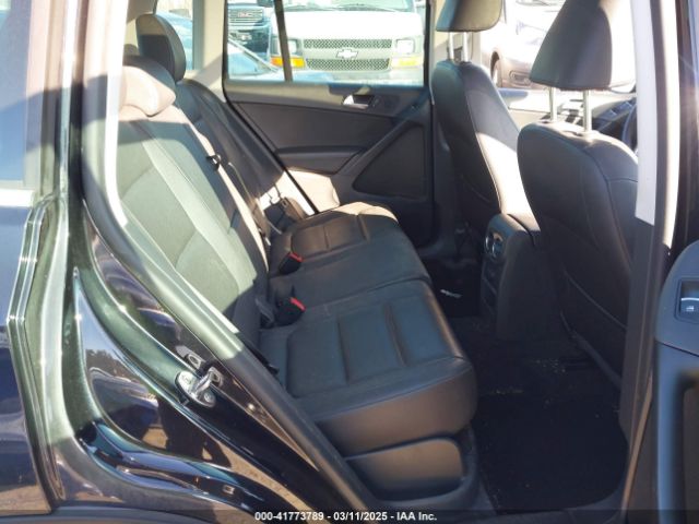 WVGBV7AX9GW615535 Volkswagen TIGUAN SE
