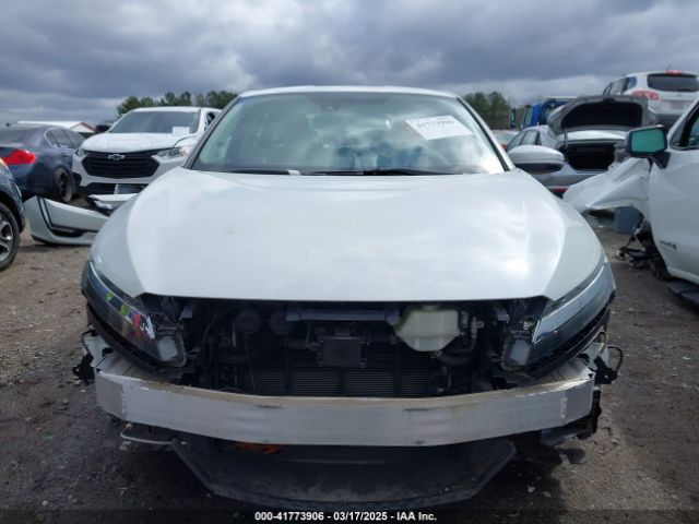 JHMZC5F38JC001957 Honda Clarity Plug-in Hybrid Touring