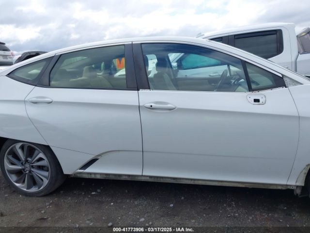 JHMZC5F38JC001957 Honda Clarity Plug-in Hybrid Touring