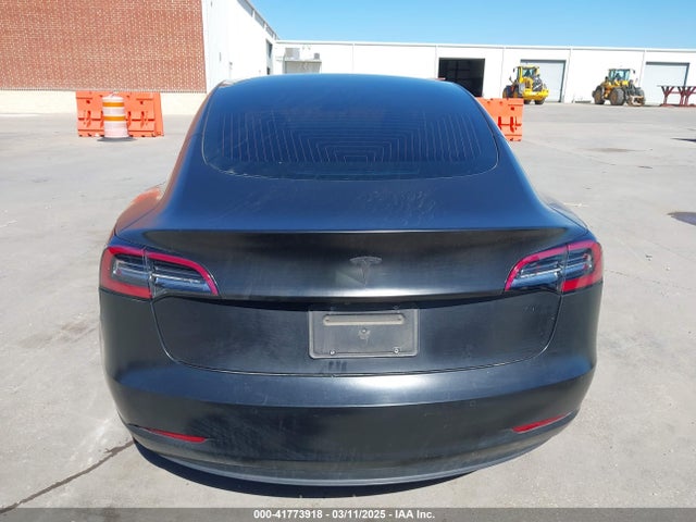 5YJ3E1EA0LF597761 Tesla Model 3 Standard Range Plus Rear-wheel Drive/standard Range Rear-wheel Drive