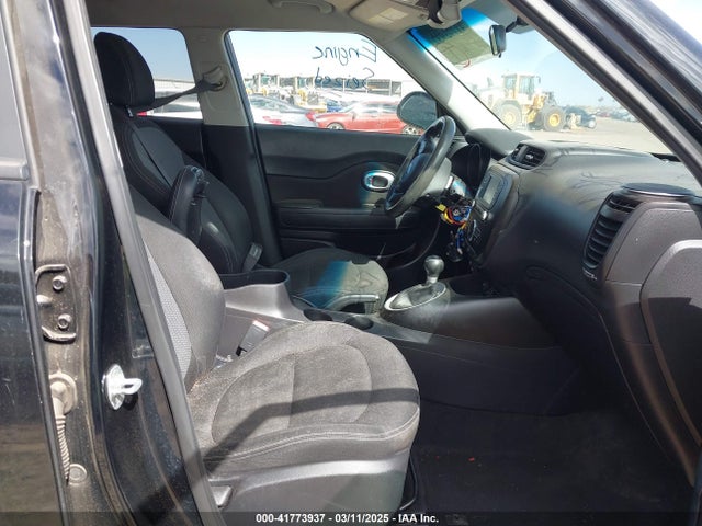 KNDJP3A53H7423816 KIA SOUL +