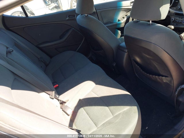 KIA Optima Lx 2015 KNAGM4A75F5600981 Image 8