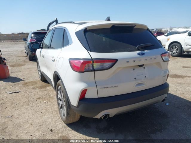 1FMCU9J97NUA56239 Ford Escape Titanium