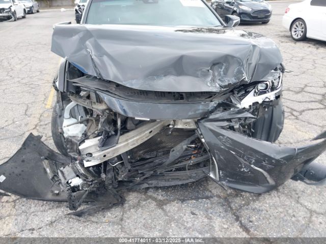 58ADA1C15RU038097 Lexus ES 300H