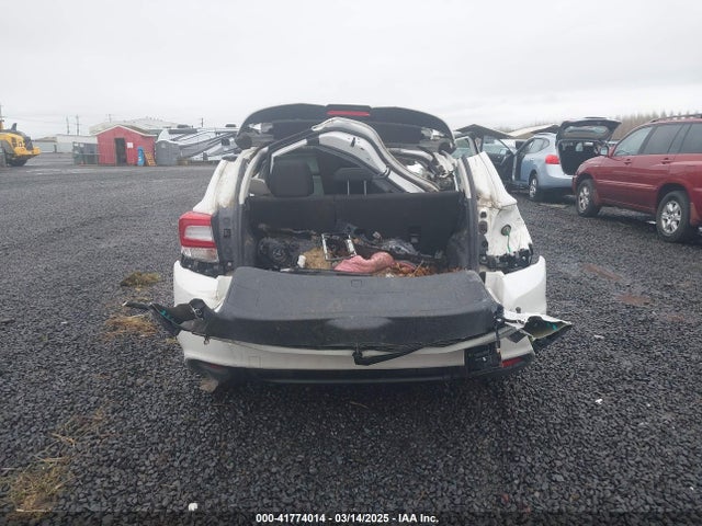 Subaru na 2017 4S3GTAD63H3707615 Image 17