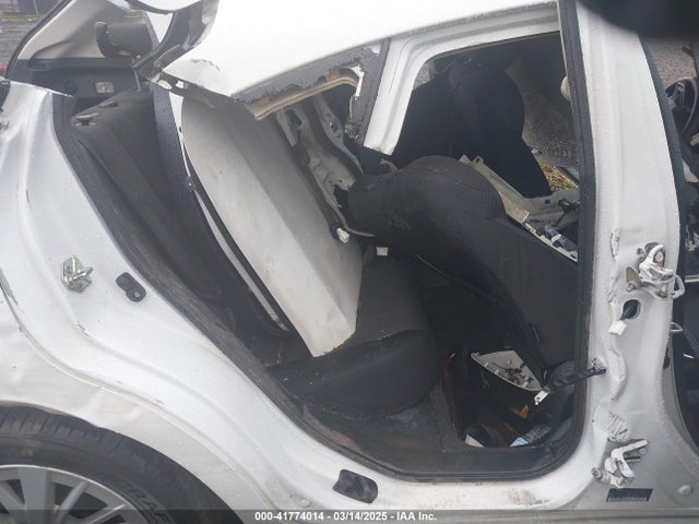 Subaru na 2017 4S3GTAD63H3707615 Image 8