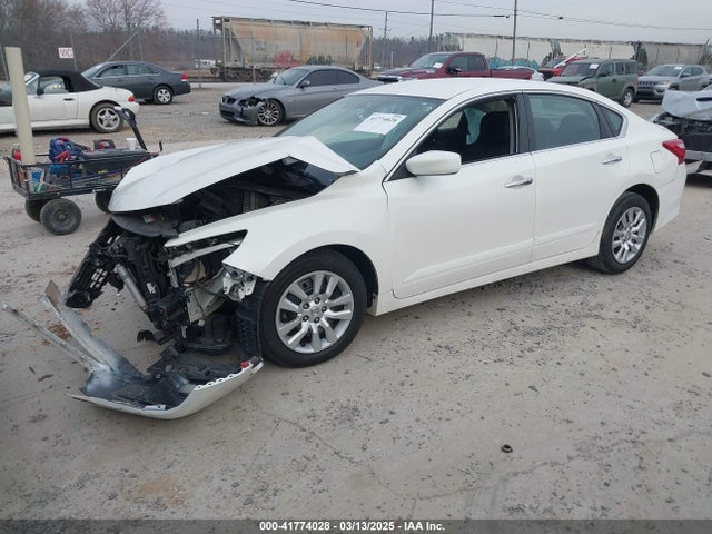 1N4AL3AP1GN311917 Nissan 2016