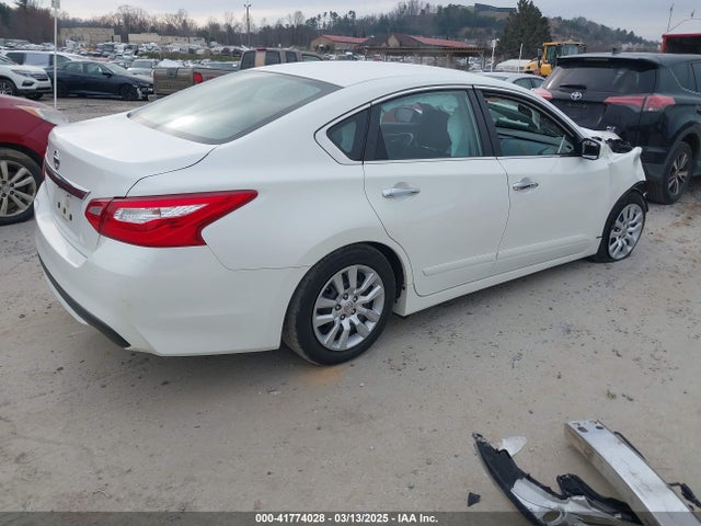 1N4AL3AP1GN311917 Nissan 2016